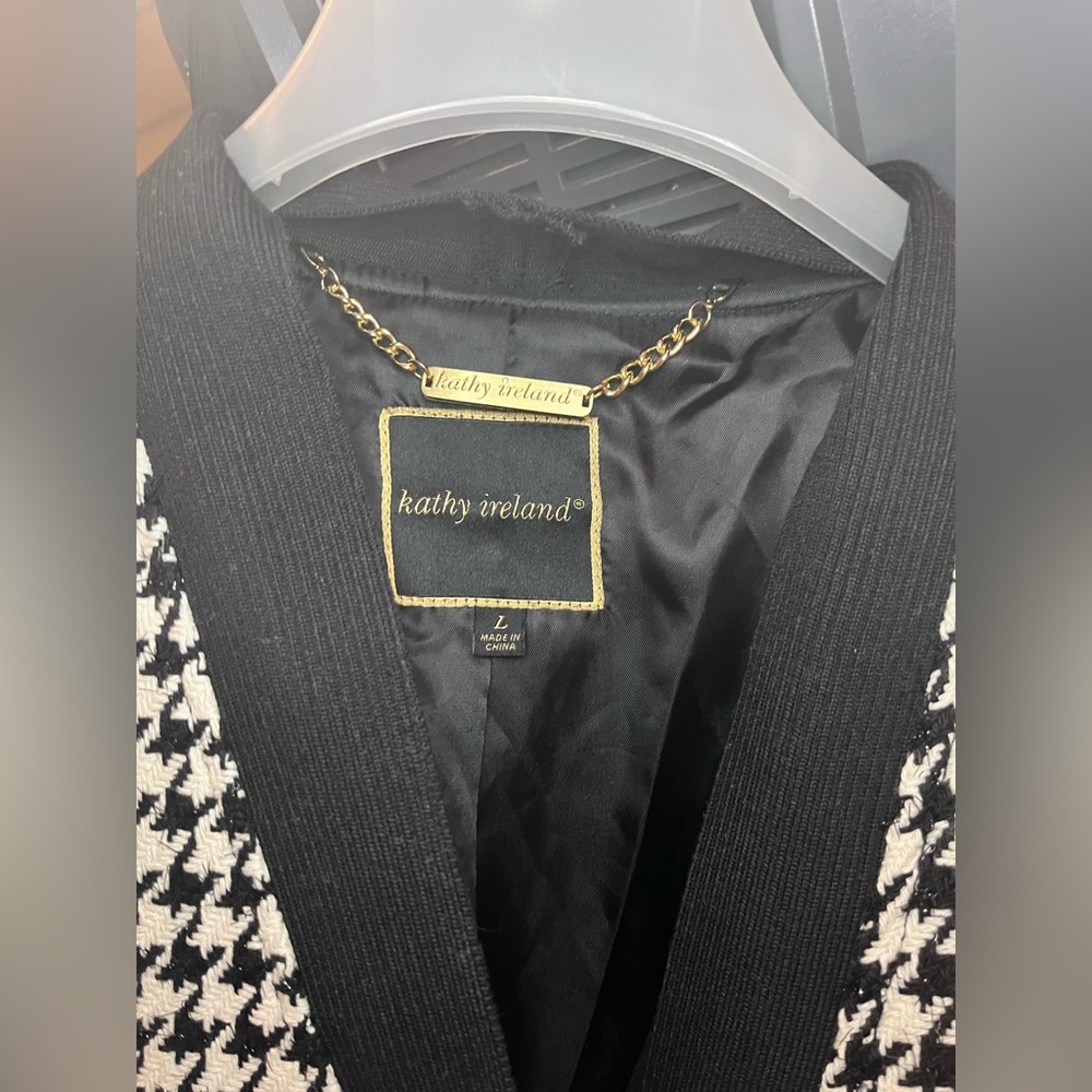 BNWT Kathy Ireland® Long Black & White Houndstooth Tweed Cardigan Jacket size L - Picture 11 of 12
